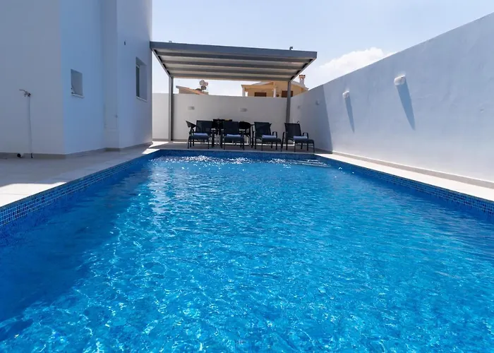 Agia Thekla Villa Ekaterina 4 Bdrm